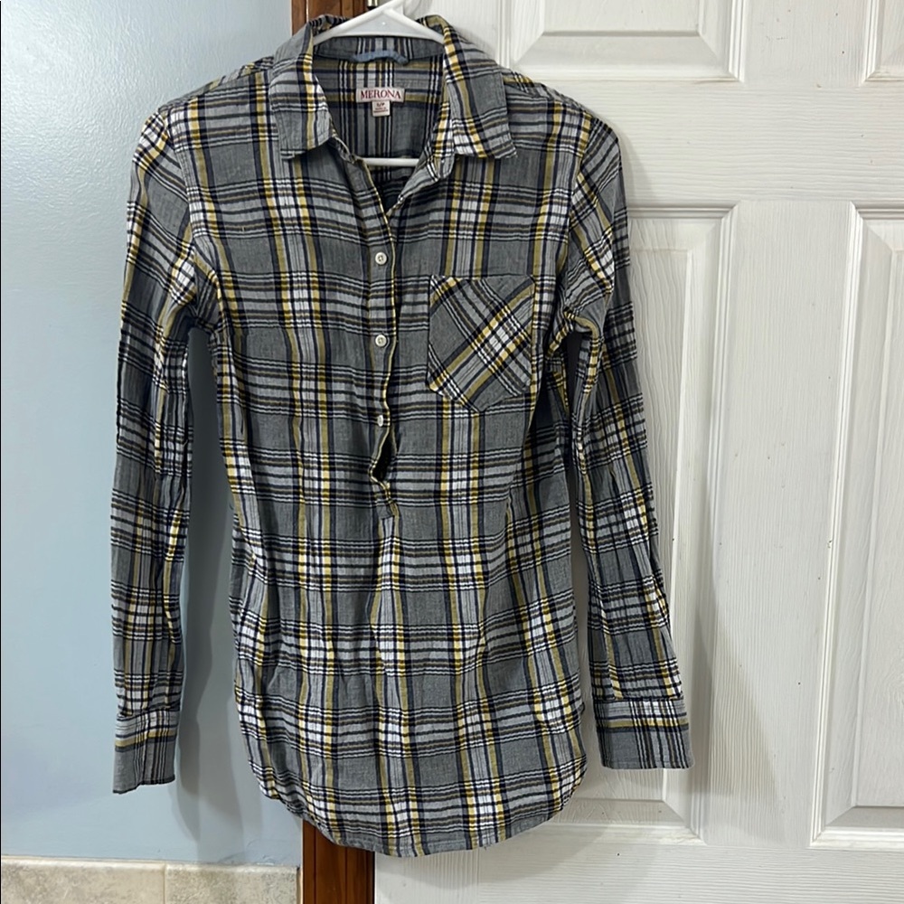 Merona Gray and Yellow Notched Collar Button Down Shirt